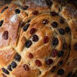 No Knead Cinnamon Raisin Bread